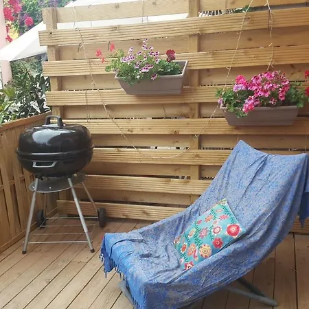 Apartamento Charmant Studio Loft, Renove. Proche Du Centre Ville Et Des Plages